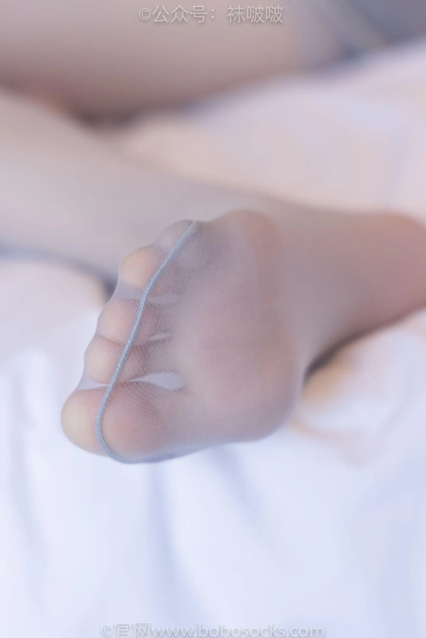 [BoBoSocks袜啵啵]NO.083 稚予-高跟鞋、凉鞋、白丝、裸足涂白色指甲油剧情 [140P]插图1